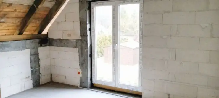 Orle ,  Kwiatowa   12