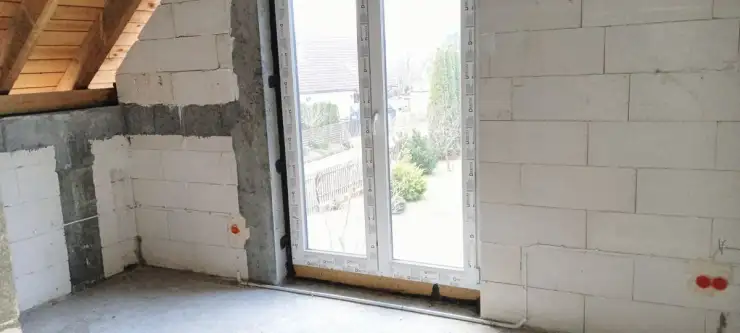 Orle ,  Kwiatowa   13