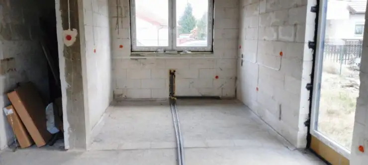 Orle ,  Kwiatowa   17