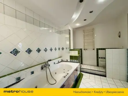 Warszawa ,  Al. Komisji Edukacji Narodowej   8