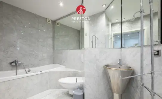 Warszawa ,  Aleja Jana Pawła Ii   14