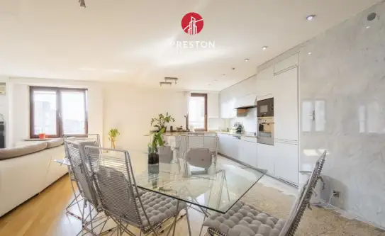 Warszawa ,  Aleja Jana Pawła Ii   5