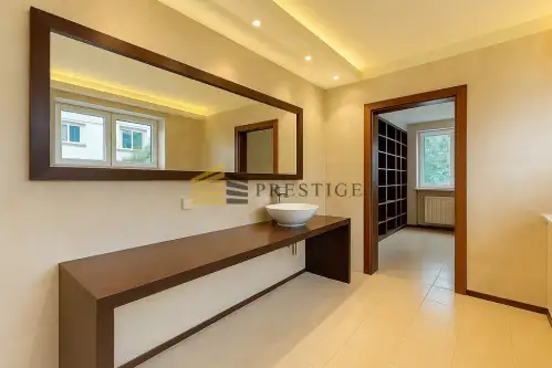 Warszawa ,  Syta   10