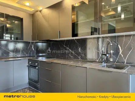 Warszawa ,  Włodarzewska   15