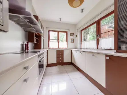 Konstancin-jeziorna ,  Chylicka   10