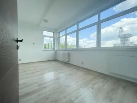 Kielce ,  Kongresowa   4