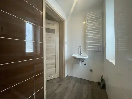 Busko-zdrój ,  Bohaterów Warszawy   18