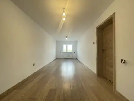 Busko-zdrój ,  Bohaterów Warszawy   8