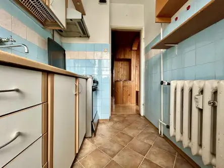 Kraków ,  Komandosów   8