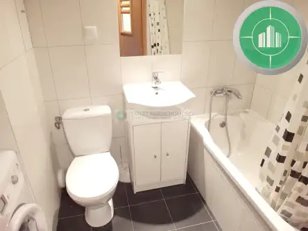 Toruń ,  Władysława Broniewskiego   6