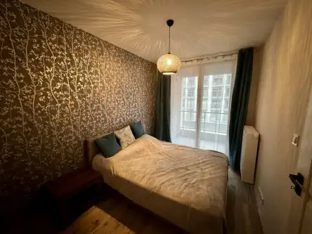 Warszawa ,  Domaniewska   7