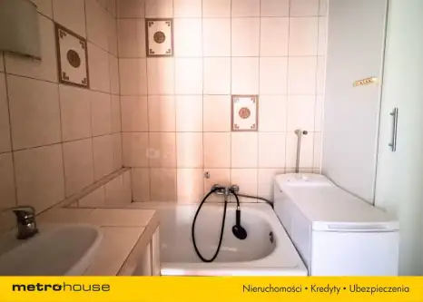 Łódź ,  Ciesielska   9