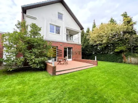 Bielawa ,  Warszawska   15