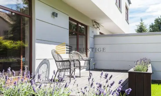 Warszawa ,  Jodłowa   11