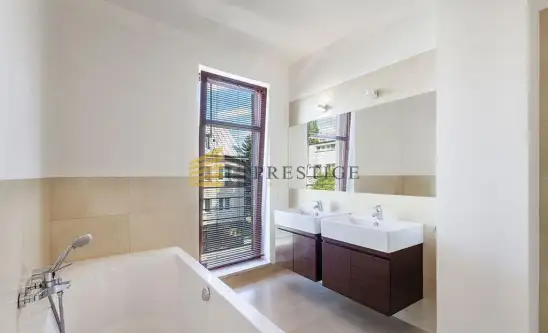 Warszawa ,  Jodłowa   7