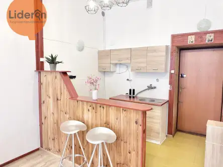 Łódź ,  Przędzalniana   8