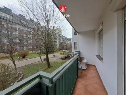 Warszawa ,  Książkowa   8