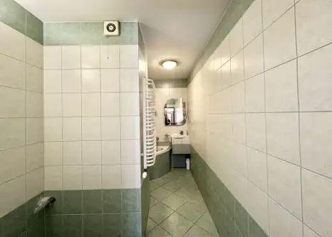 Głogów ,  Kasztelańska   4