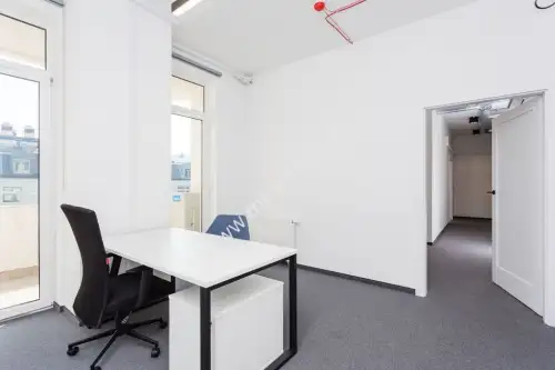 Warszawa ,  Żelazna   5