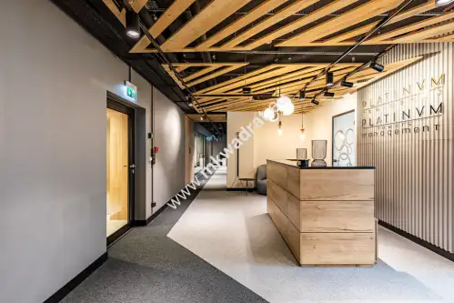 Warszawa ,  Żelazna   4