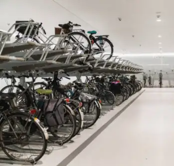 Poznań ,  Naramowicka   6