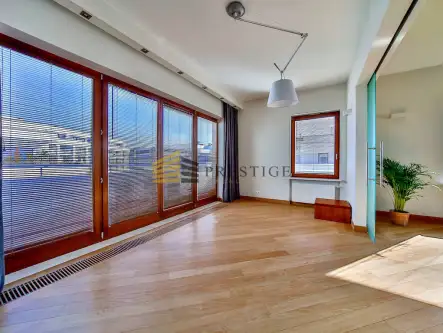 Warszawa ,  Al. Wilanowska   10