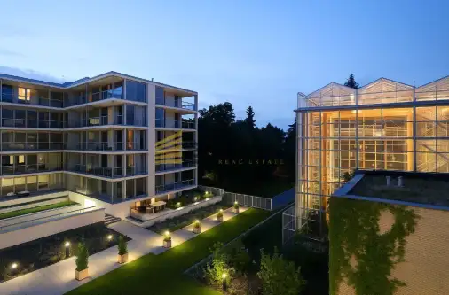 Warszawa ,  Biały Kamień   6