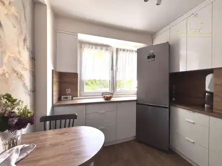 Gdynia ,  Partyzantów   7