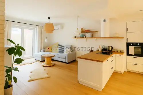 Warszawa ,  Szwedzka   2