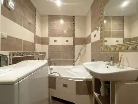 Kielce ,  Warszawska   15