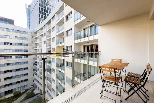 Warszawa ,  Wronia   10