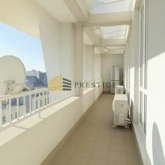 Warszawa ,  Hoża   14