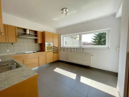 Warszawa ,  Bielska   4