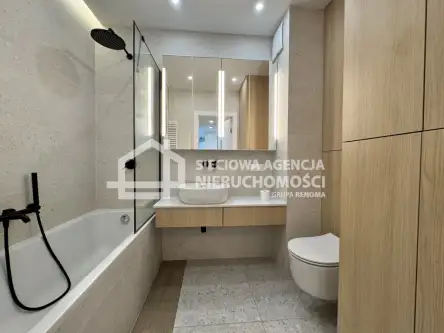 Rumia ,  Błoń Janowskich   10