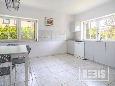 Kraków ,  Jerzego Smoleńskiego   10