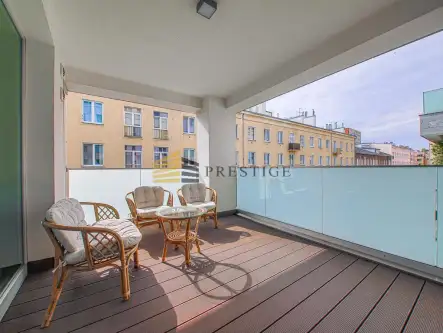 Warszawa ,  Różana   7