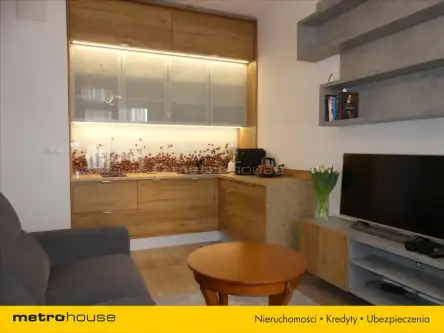 Warszawa ,  Plac Konesera   6