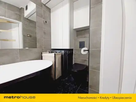 Warszawa ,  Bohaterów   11