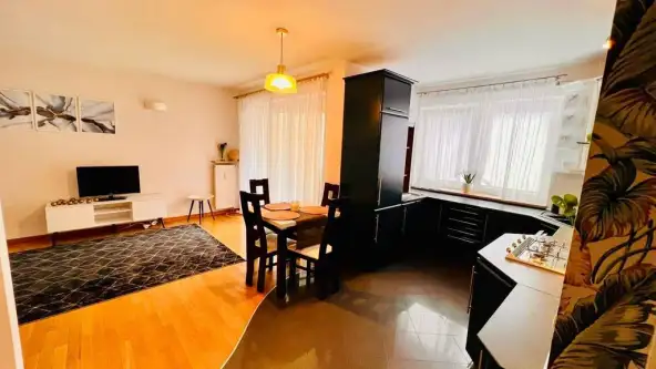 Warszawa ,  Odkryta   2