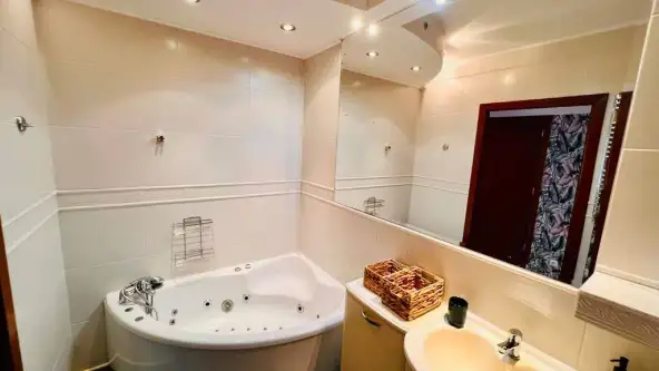 Warszawa ,  Odkryta   5