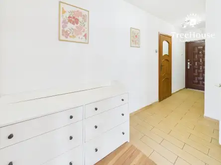 Mikołajki ,  Plac Wolności   15