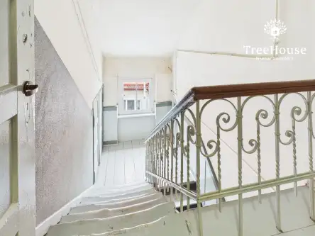 Mikołajki ,  Plac Wolności   19