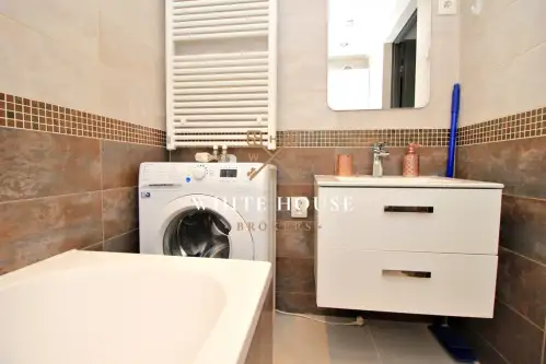 Kraków ,  Powstańców   10