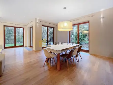 Warszawa ,  Siekierkowska   8