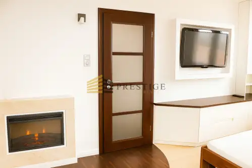 Warszawa ,  Łucka   12