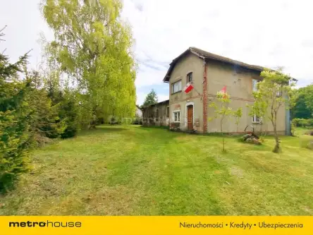 Dębnica kaszubska ,  Parkowa   6