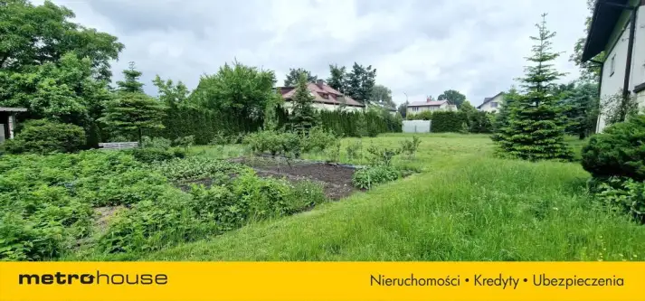 Sulejówek ,  Paderewskiego   12