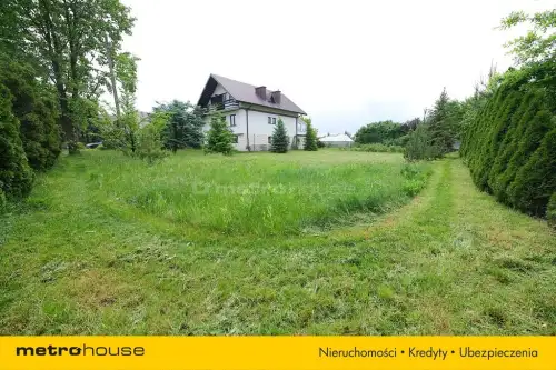 Sulejówek ,  Paderewskiego   3