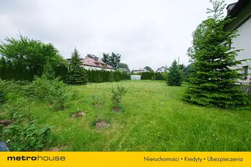 Sulejówek ,  Paderewskiego   7