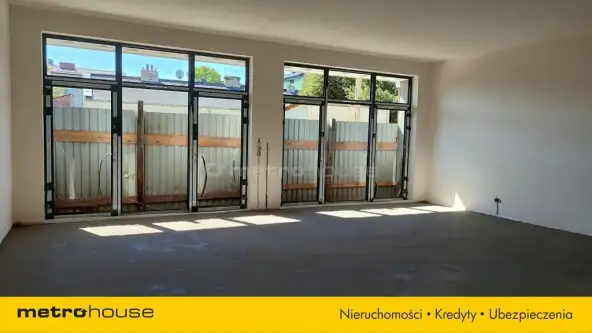 Skierniewice ,  Okurzałego   2